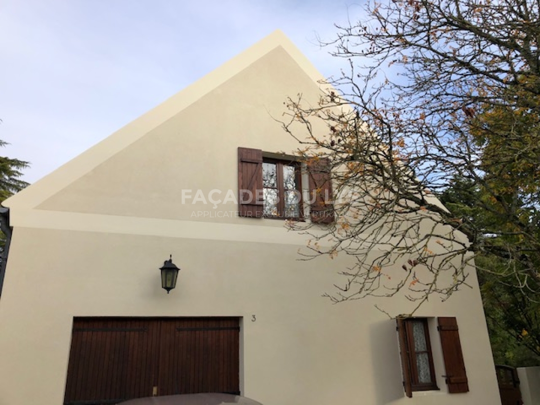 Façade après réparation des fissures à Ozoir-la-Ferrière : transformation réussie Notre rénovation à Ozoir la Ferrière, Seine et Marne