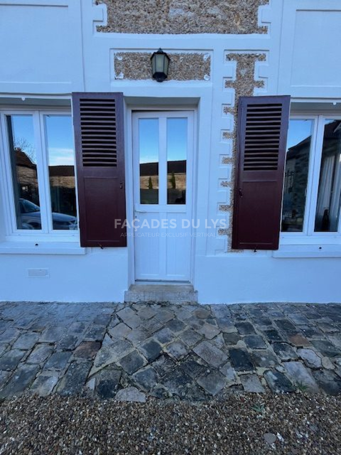 Façade après traitement contre l'humidité à Tournan-en-brie : transformation réussie Notre rénovation à Tournan-en-Brie, Seine et Marne